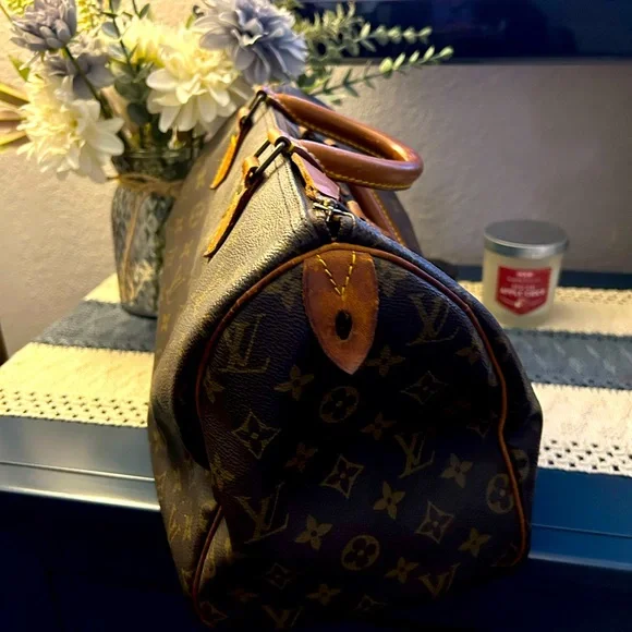 LV Speedy 30 - Picture 6 of 8